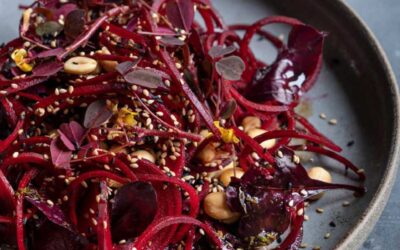 Beetroot spaghetti with soy / lime dressing